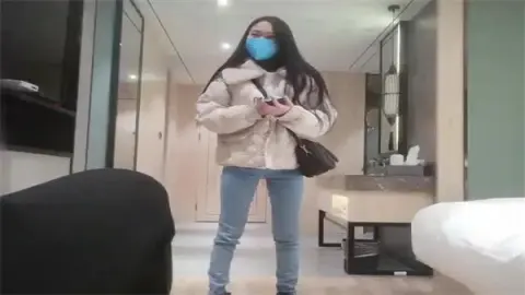 约了个苗条妹子TP啪啪